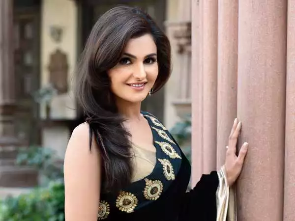 Monica Bedi